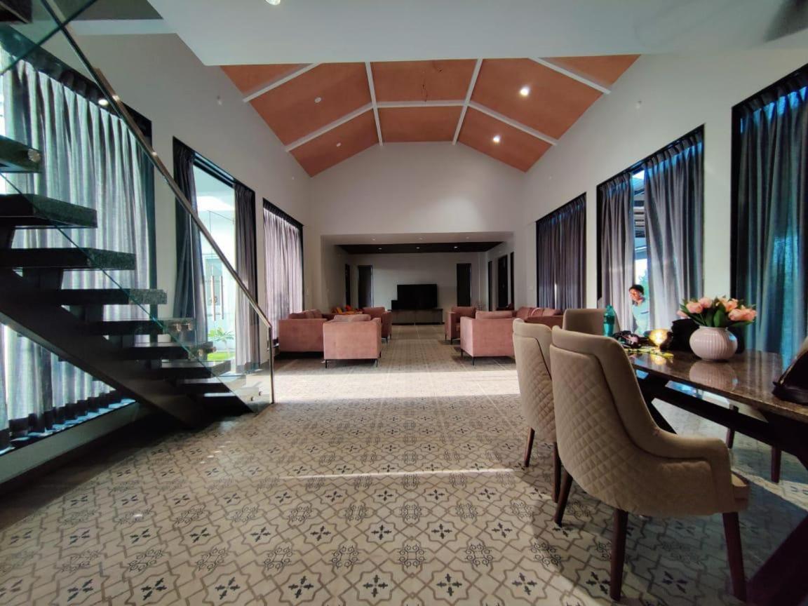 V R Farms Exotic Villa Venkatāpur Exterior foto