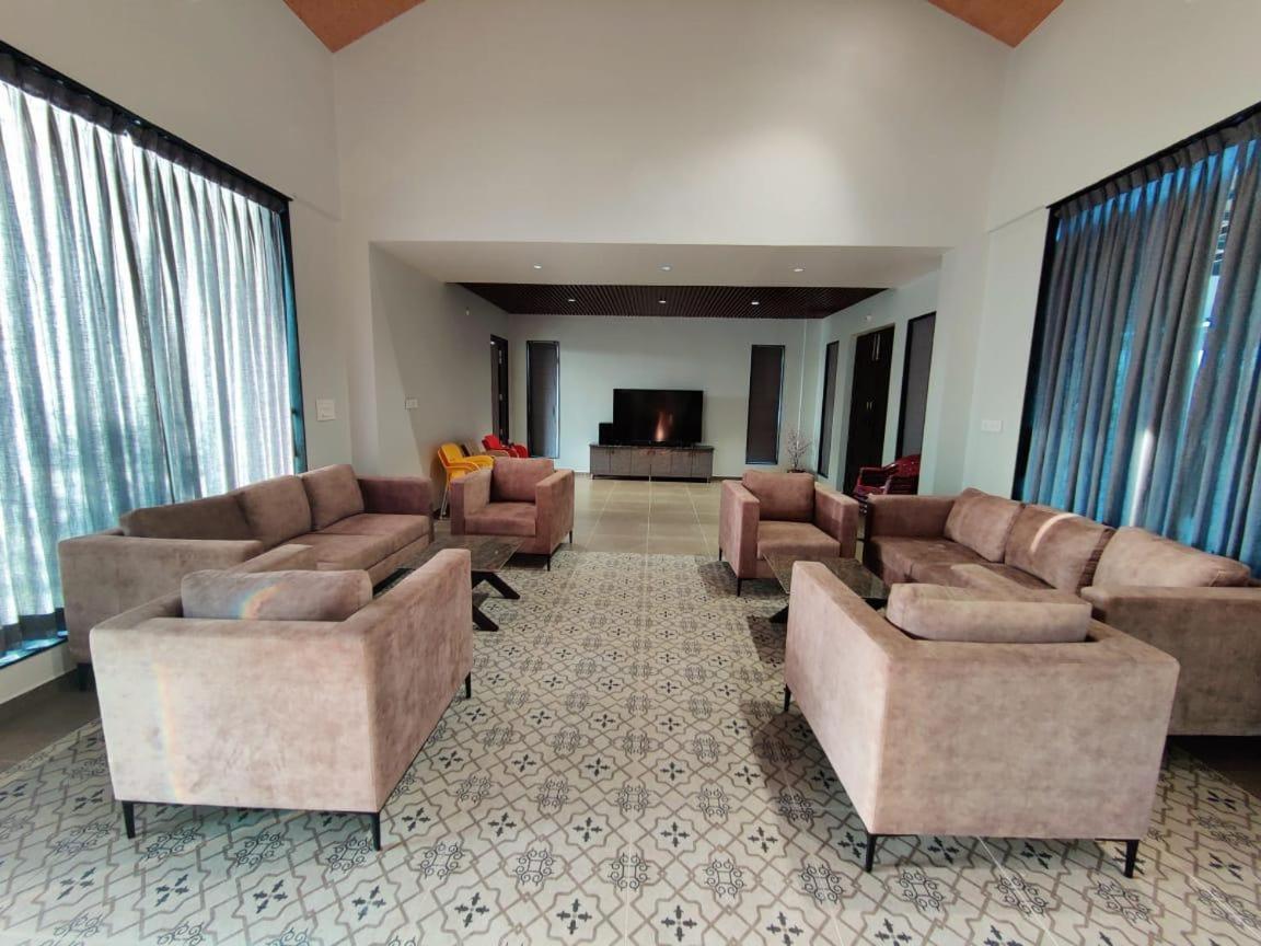 V R Farms Exotic Villa Venkatāpur Exterior foto